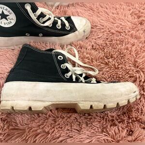 Converse Chuck Taylor All Star Lugged Black and White Sneakers Women’s US Size 8